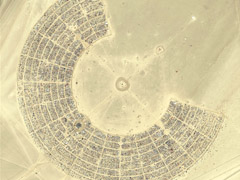 Illustration for article titled Six Earth Cities That Will Provide Blueprints for Martian Settlers